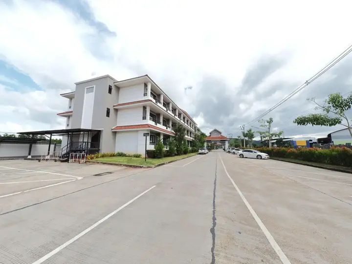 Сураттхани: Nipa Garden Hotel