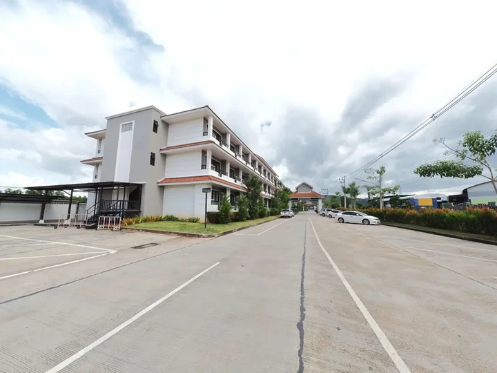 Сураттхани: Nipa Garden Hotel