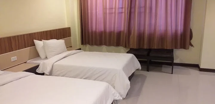Чайяпхум: Sirichai Hotel