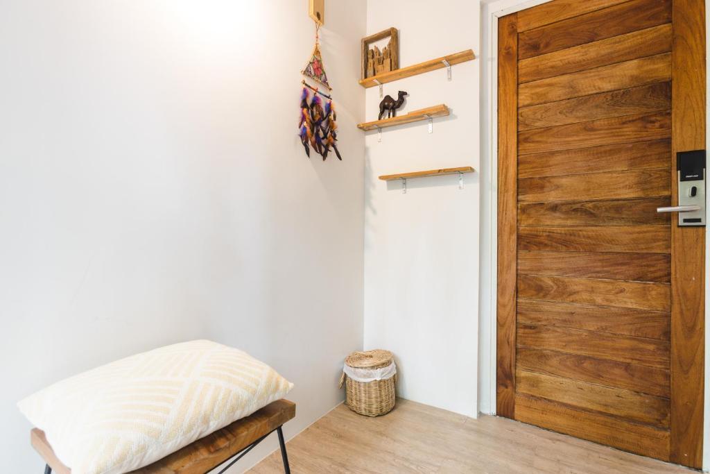 Бангкок: The Yard Hostel