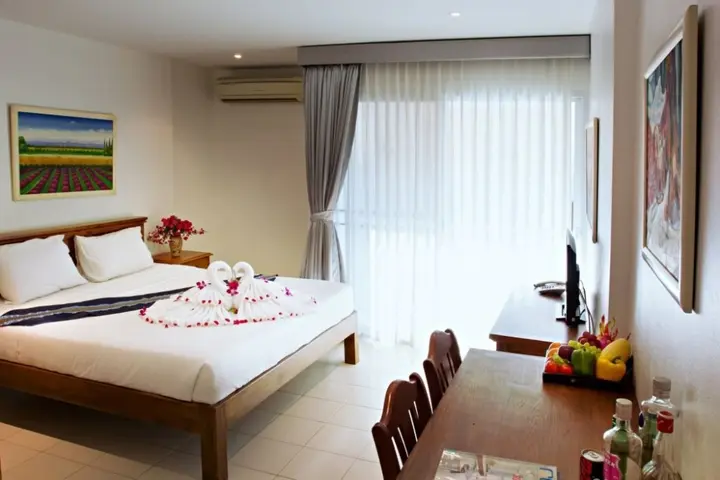 Паттайя: Mosaik Luxury Apartments