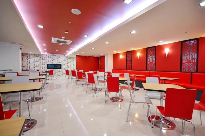 Хатъяй: PB Grand Hotel