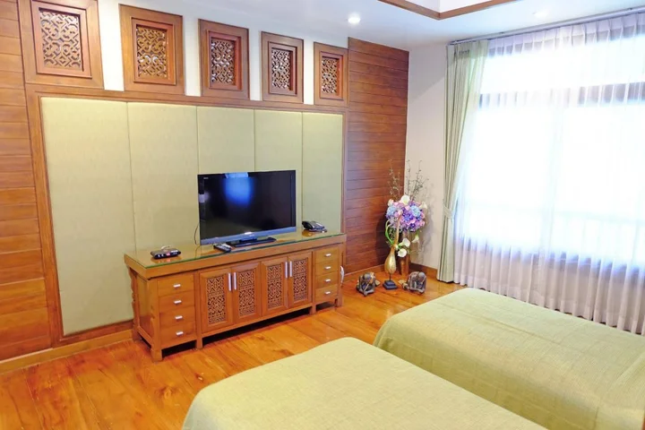 Мае-Он: Khum Nakorn Villa