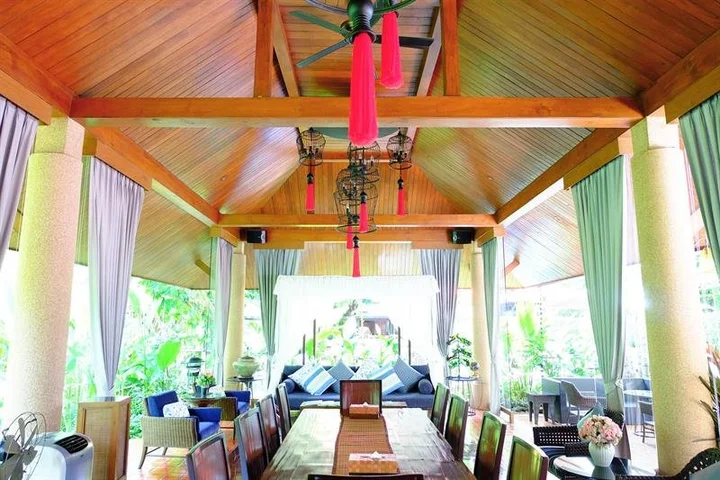 Мае-Он: Khum Nakorn Villa