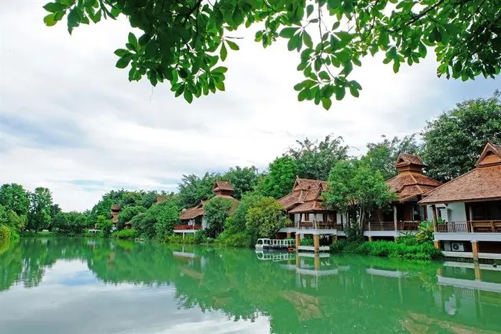 Мае-Он: Khum Nakorn Villa