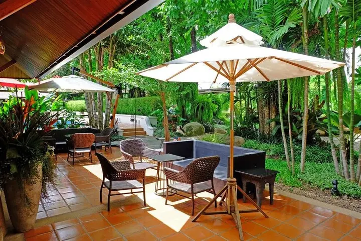 Мае-Он: Khum Nakorn Villa