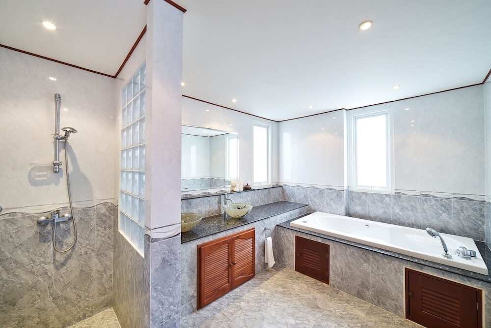 Тхаланг: Surin Sabai Condominium 3 and Villas