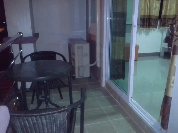 Ханом: Just Chilling Home