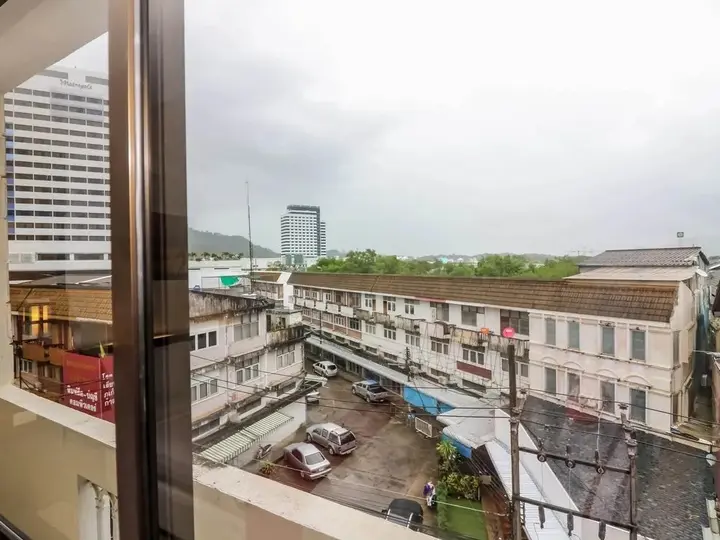 Муанг: NIDA Rooms Talat Yai Robinson