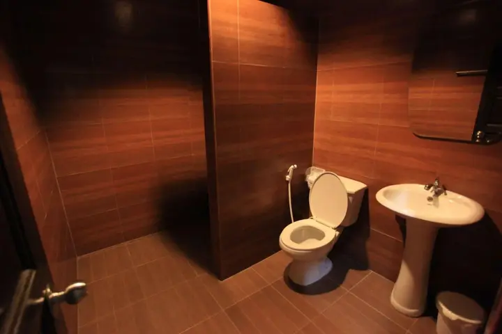 Чумпхон: Room Place