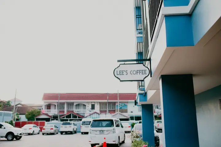 Сураттхани: Lee Hotel