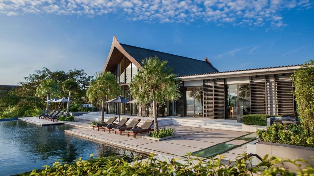 Тхаланг: Villa Sawarin