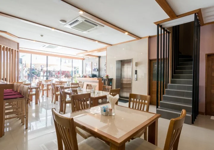 Кату: Alexander Hotel Patong