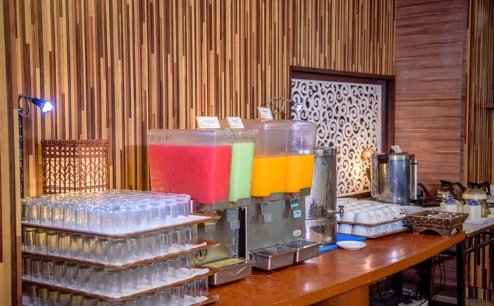 Чаам: Golden Beach Cha-Am Hotel