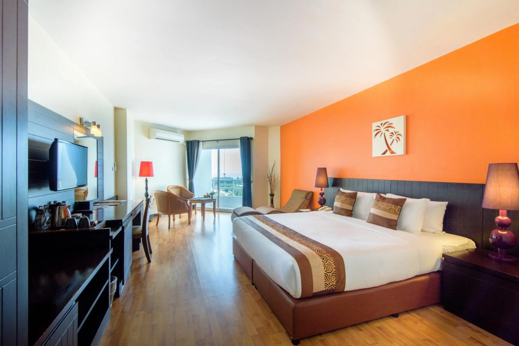 Чаам: Golden Beach Cha-Am Hotel