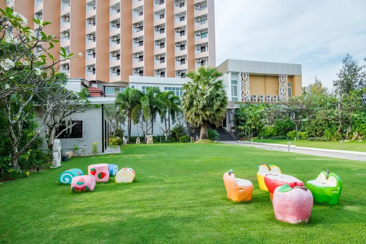Чаам: Golden Beach Cha-Am Hotel