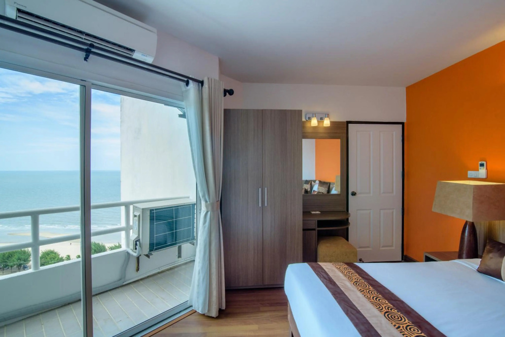 Чаам: Golden Beach Cha-Am Hotel