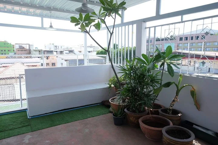 Бангкок: BTS Khaosan Hostel