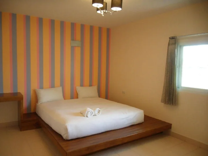 Сирача: Two Fifty Nine Resort