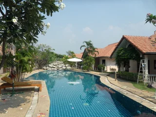Сирача: Two Fifty Nine Resort