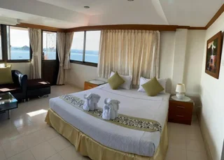 Сирача: Seaview Sriracha Hotel