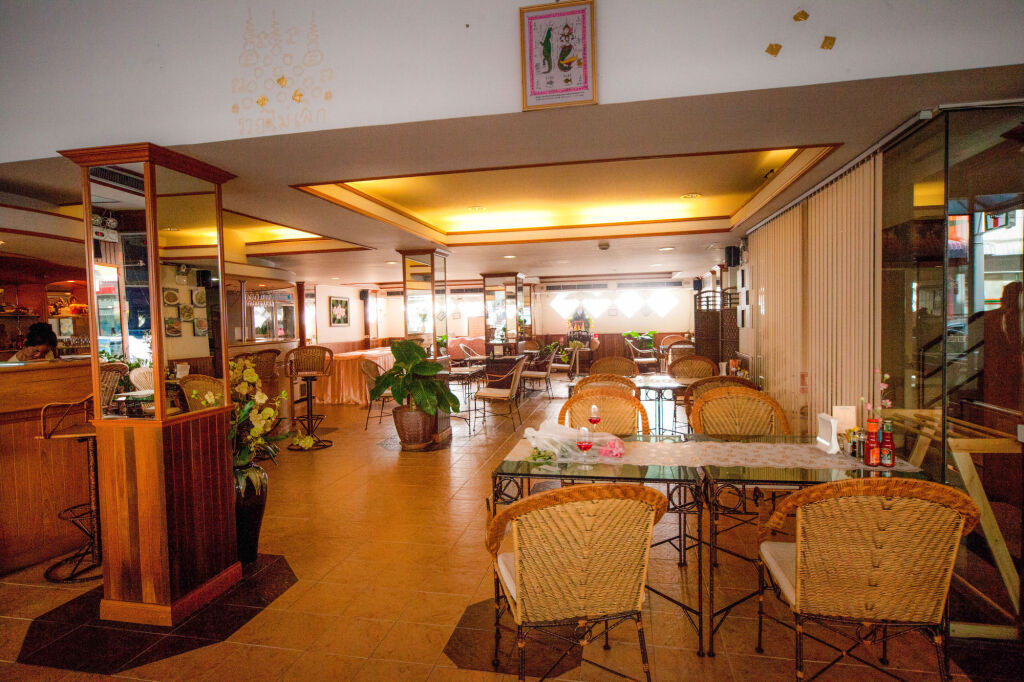 Сирача: Seaview Sriracha Hotel