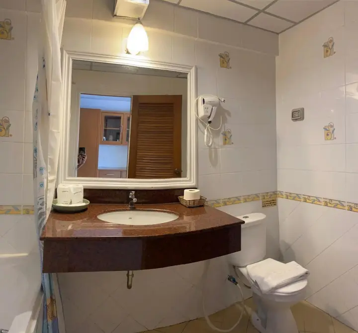 Сирача: Seaview Sriracha Hotel