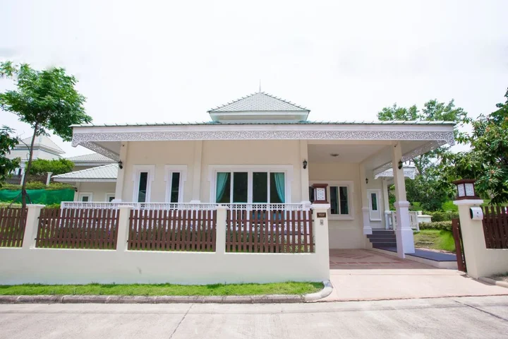 Маерим: Jirung Health Village
