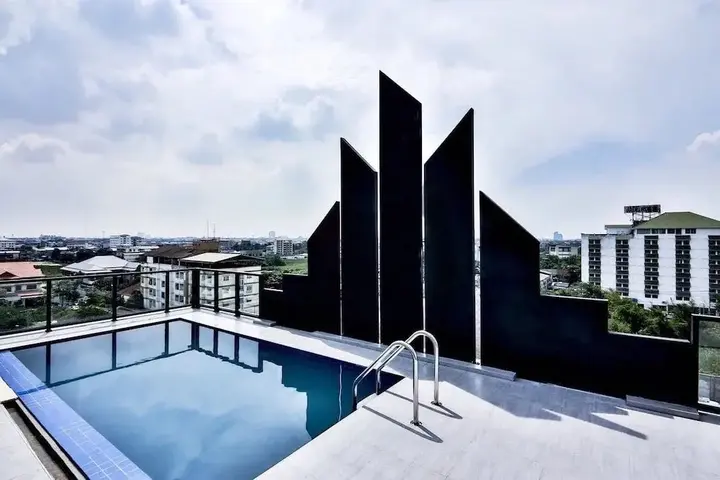 Самутпракан: Naptel Embassy Place