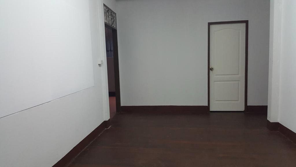 Муанг: DU-R Hostel