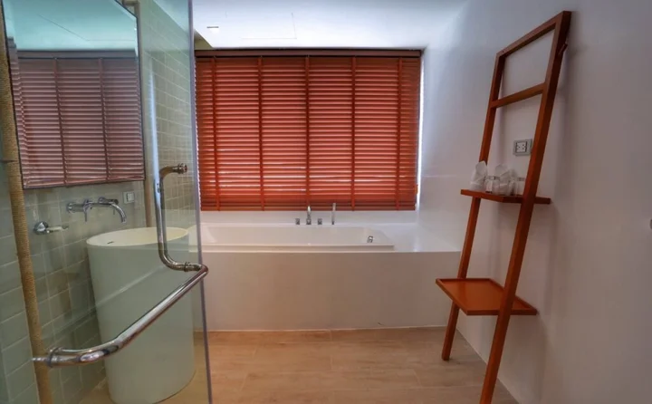 Сам-Рои-Йот: Varinah Resort