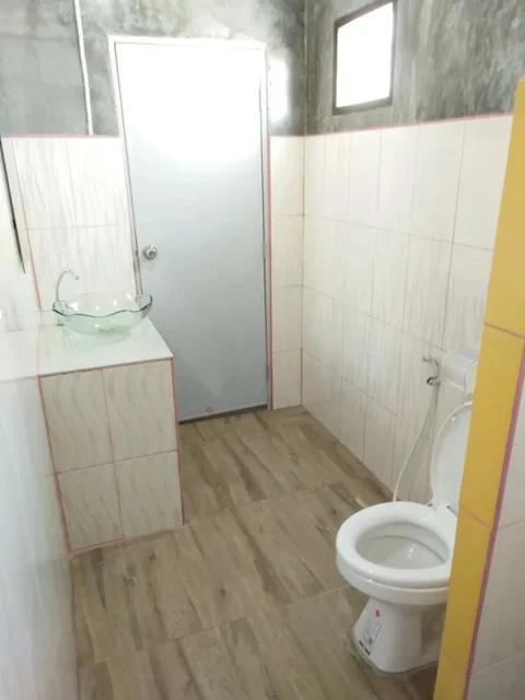 Паи: Love You Hostel