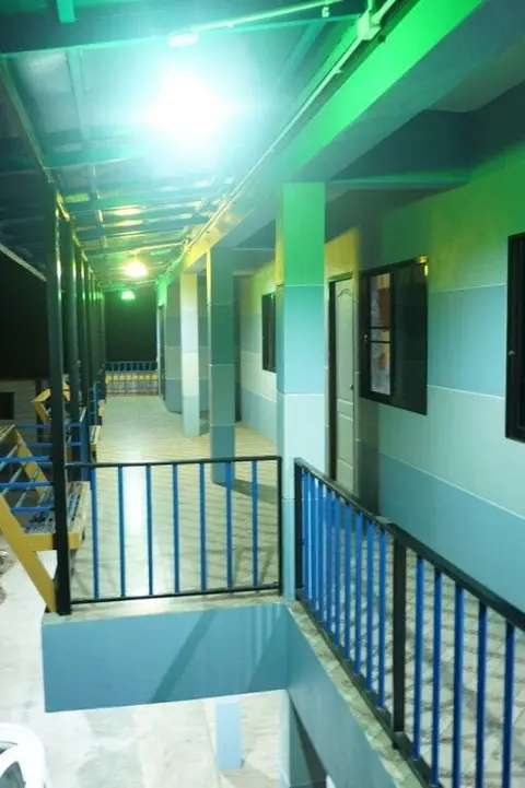 Паи: Love You Hostel