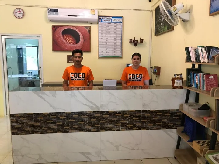 Сураттхани: Coco Khao Sok Hostel