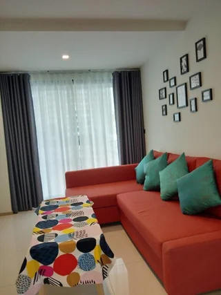 Бангкок: The Room Sukhumvit 62