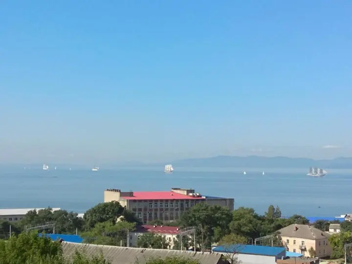 Владивосток: Отель Томь