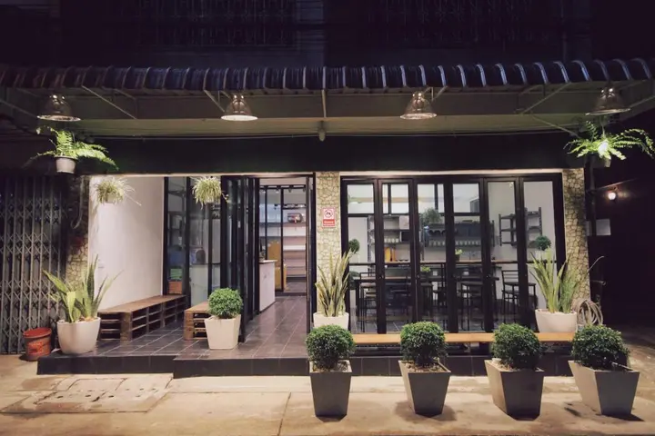 Бангкок: Mint Hostel