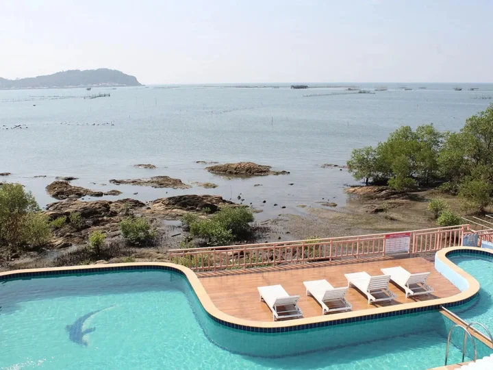 Чонбури: Bai Bua Beach Resort