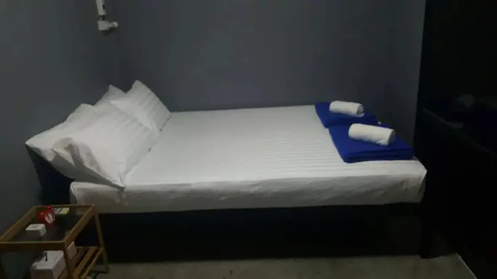 Бангкок: Din Space Bangkok