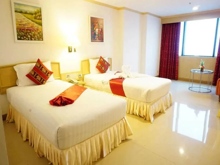 Самутпракан: Bay Hotel Srinakarin