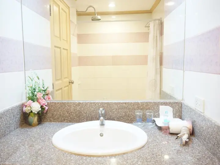 Самутпракан: Bay Hotel Srinakarin