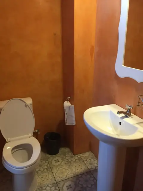 Чумпхон: Retro Box Hotel