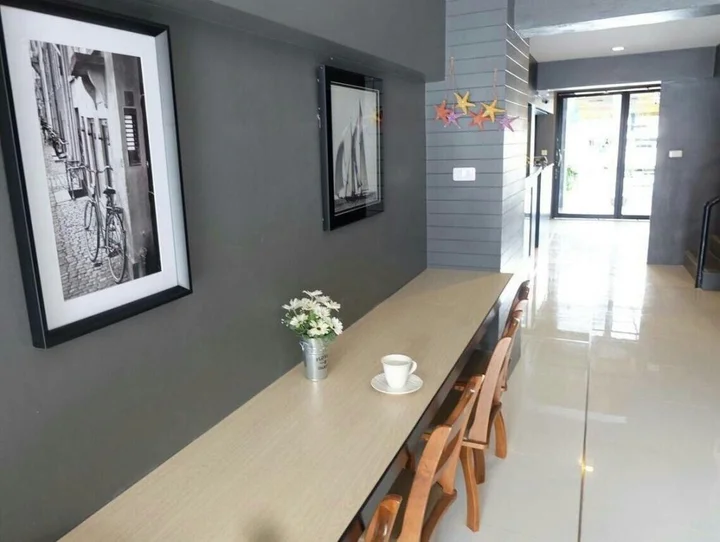 Муанг: Loma Hostel at Phuket Town