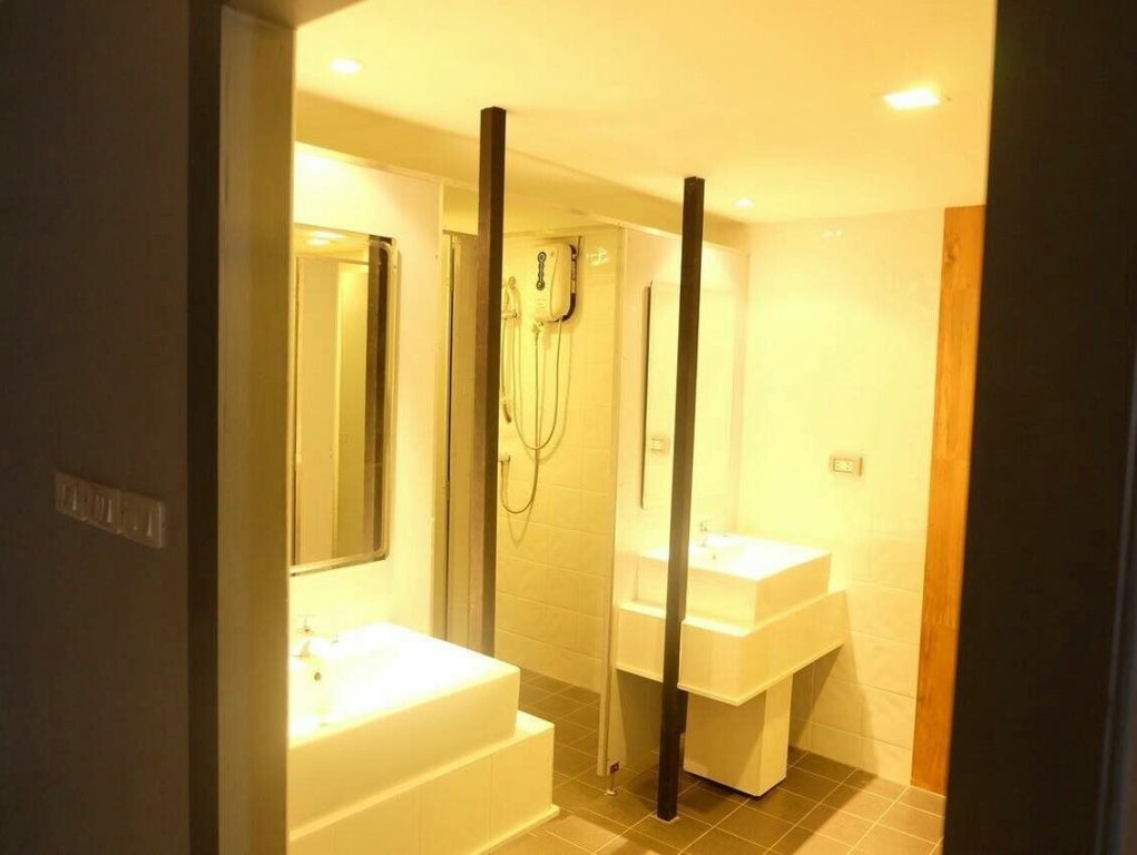 Муанг: Loma Hostel at Phuket Town
