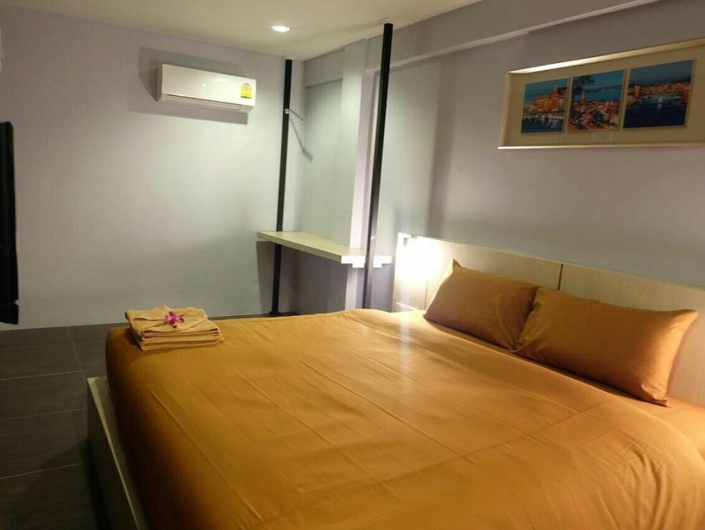 Муанг: Loma Hostel at Phuket Town