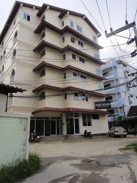 Кату: Safe House Hostel Patong