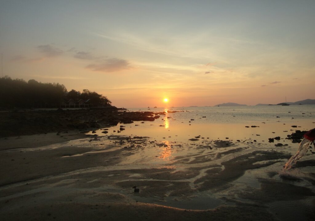 пляж Санрайз: Cozy Cove Resort