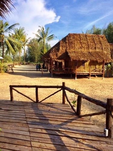 Ко-Ко-Као: Kho Khao River Sand Eco Resort on the Beach