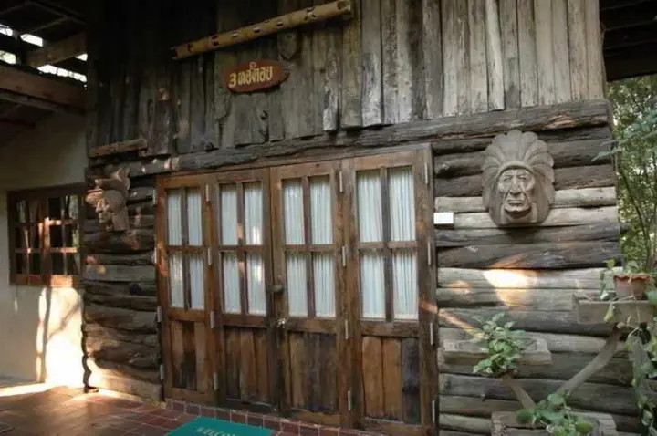 Сай Йок: Mom Chailai Kanchanaburi Forest Retreat Hotel