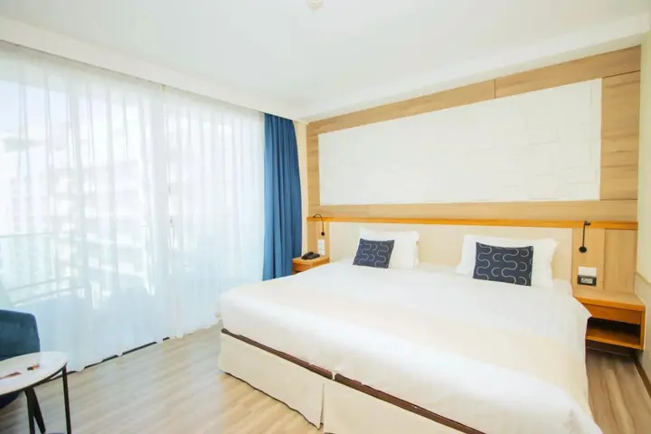 Пхукет: Sira Grande Hotel and Spa